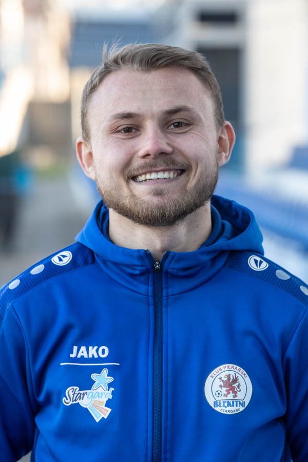 Adrian Kwiatkowski - pomocnik